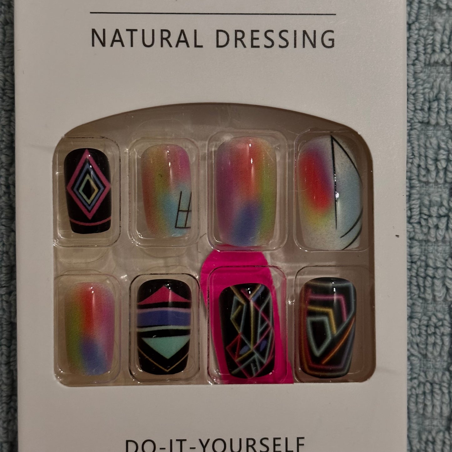 Press on Nails - Geometric with a Pop of Pastels