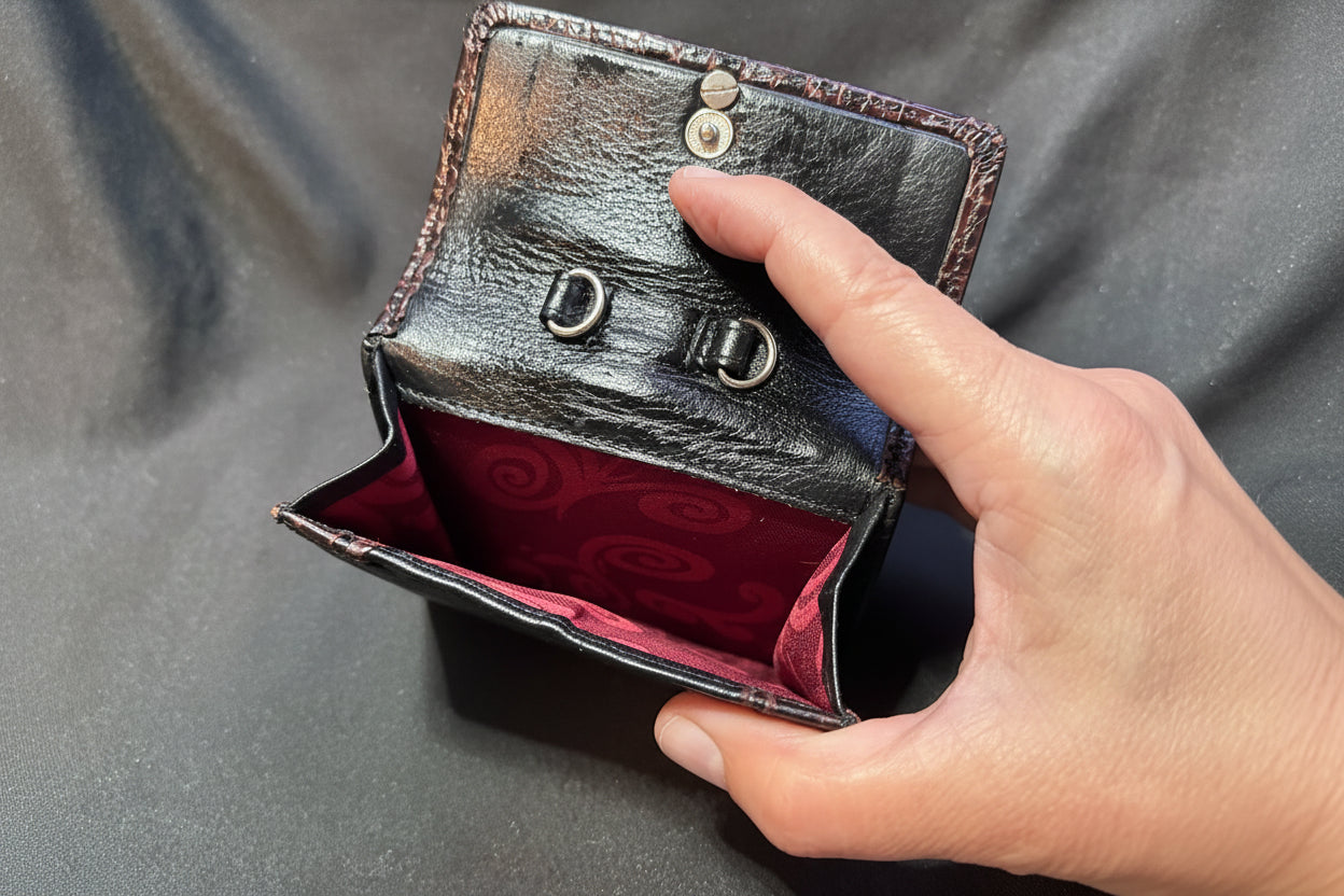 Wallet - Brighton - Bellissimo - in Black and Chocolate Brown