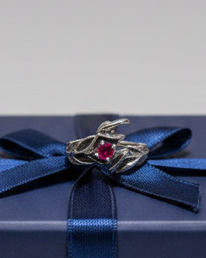 Ring - Sterling Silver Scorpion Open End with Red Jewel - Size 8