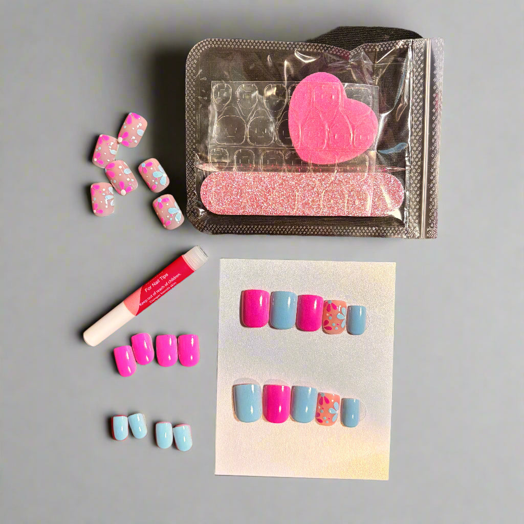 Press on Nails - Bubble Gum Pink and Pastel Blue with Flowers