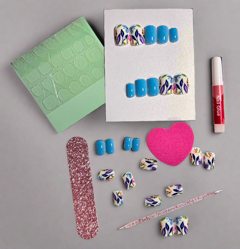 Press on Nails - Blue Floral