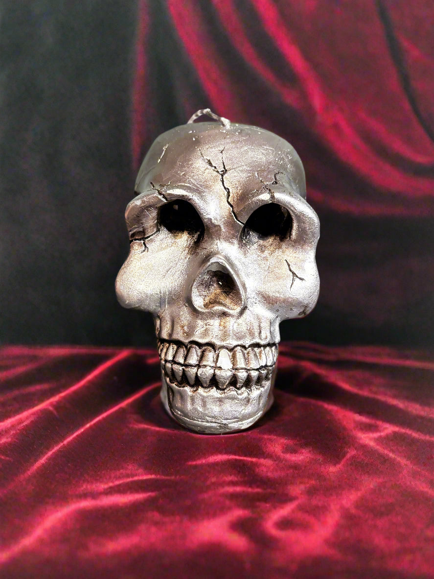 Halloween - Silver Skull Candle that Bleeds