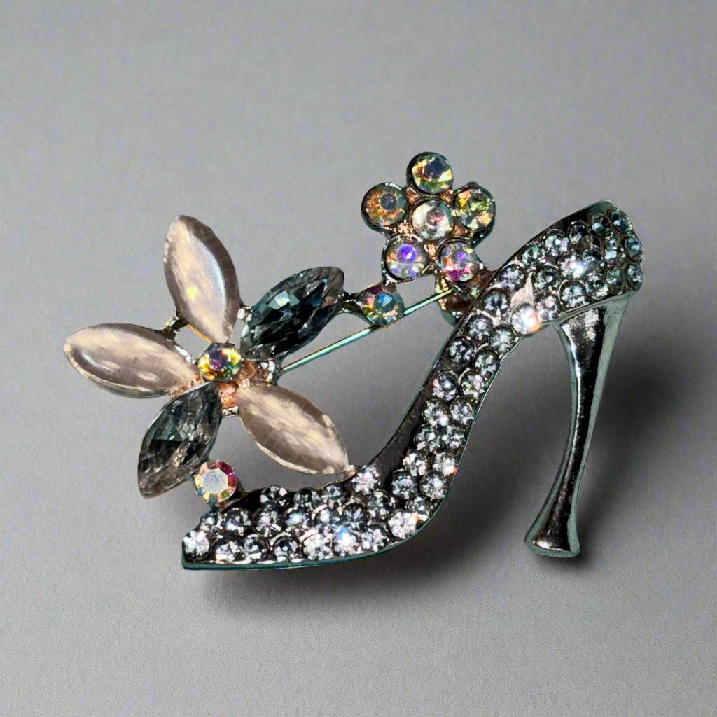 Brooch - Flowers and Stiletto