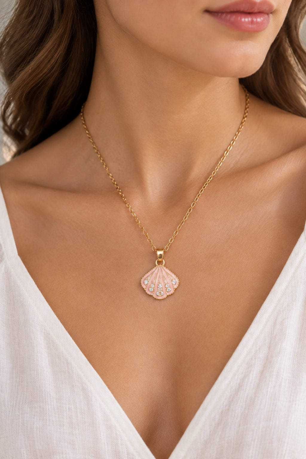 Necklace - Gold-tone chain - a Delicate Seashell - Pendant - & Rhinestone Accents