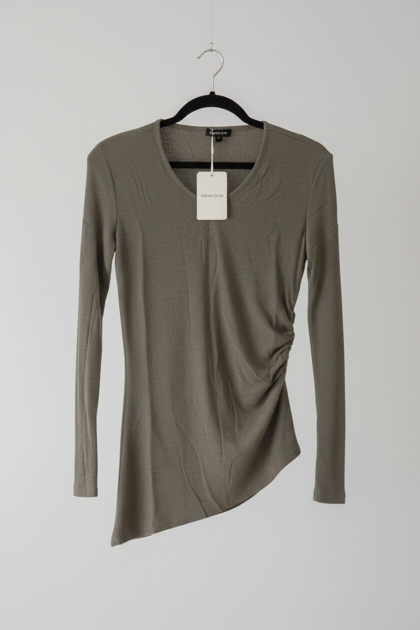 Blouse - Ladies - Methe & Ciel - Asymmetric Side Ruching Long Sleeve - Size Medium