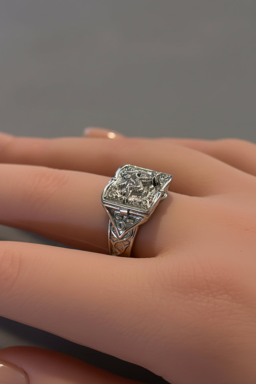 Ring - Silver Tone - Poison Dragon Signet
