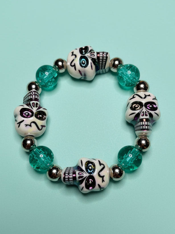 Handmade - Skull & Crackle Glass Beaded Bracelet - Stretch