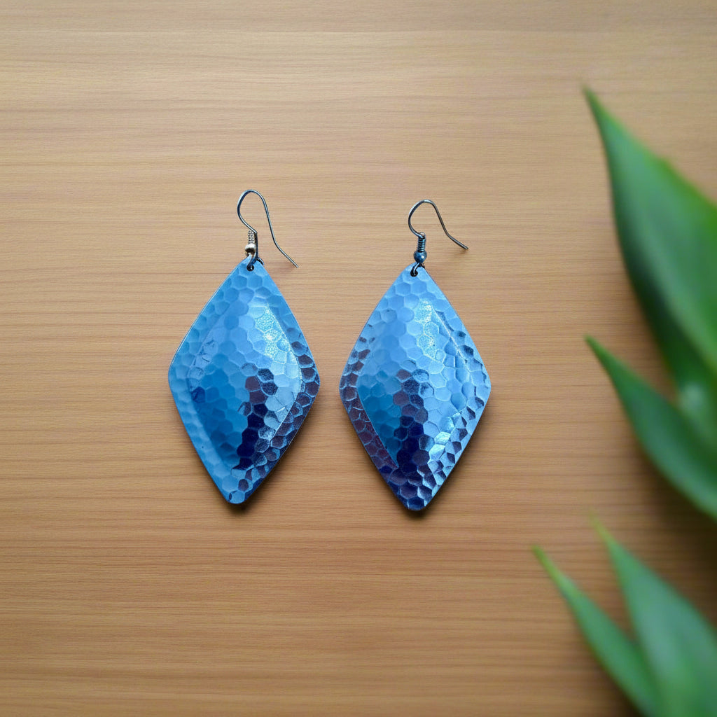 Earrings - Diamond Shaped - Silvertone - Dangle Hammered Effect