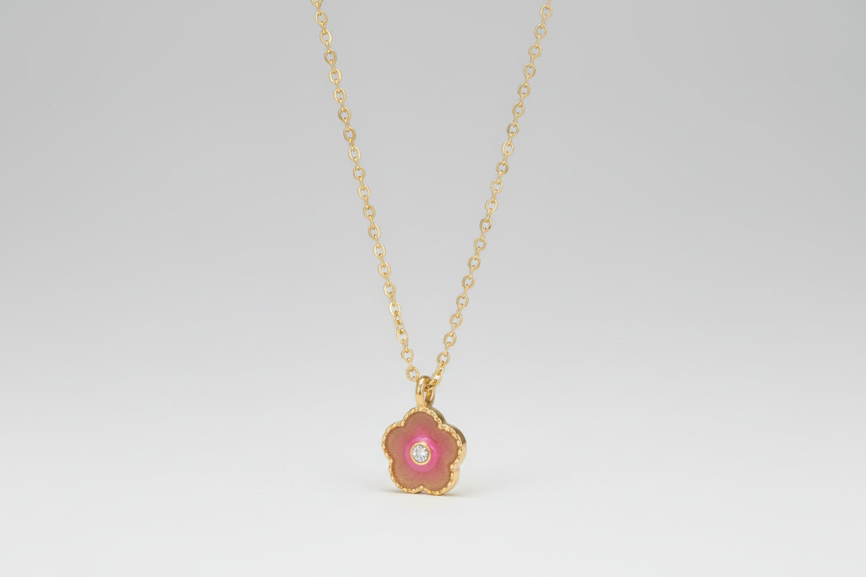 Peach Blossom Flower Shaped Pendant Necklace