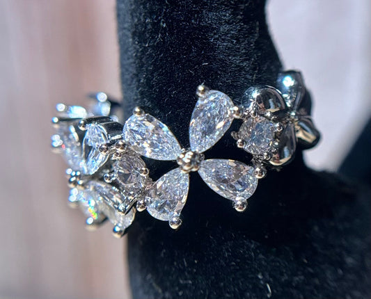 Ring Size 8 - 4 Leaf Clover Ring