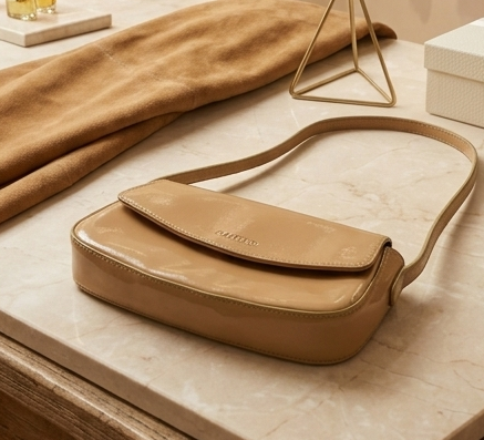 Handbag - Vintage - GUESS - Beige Leather Demi Shoulder Bag