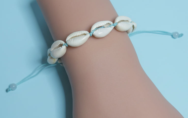 Bracelet - Adjustable Cowrie Shell