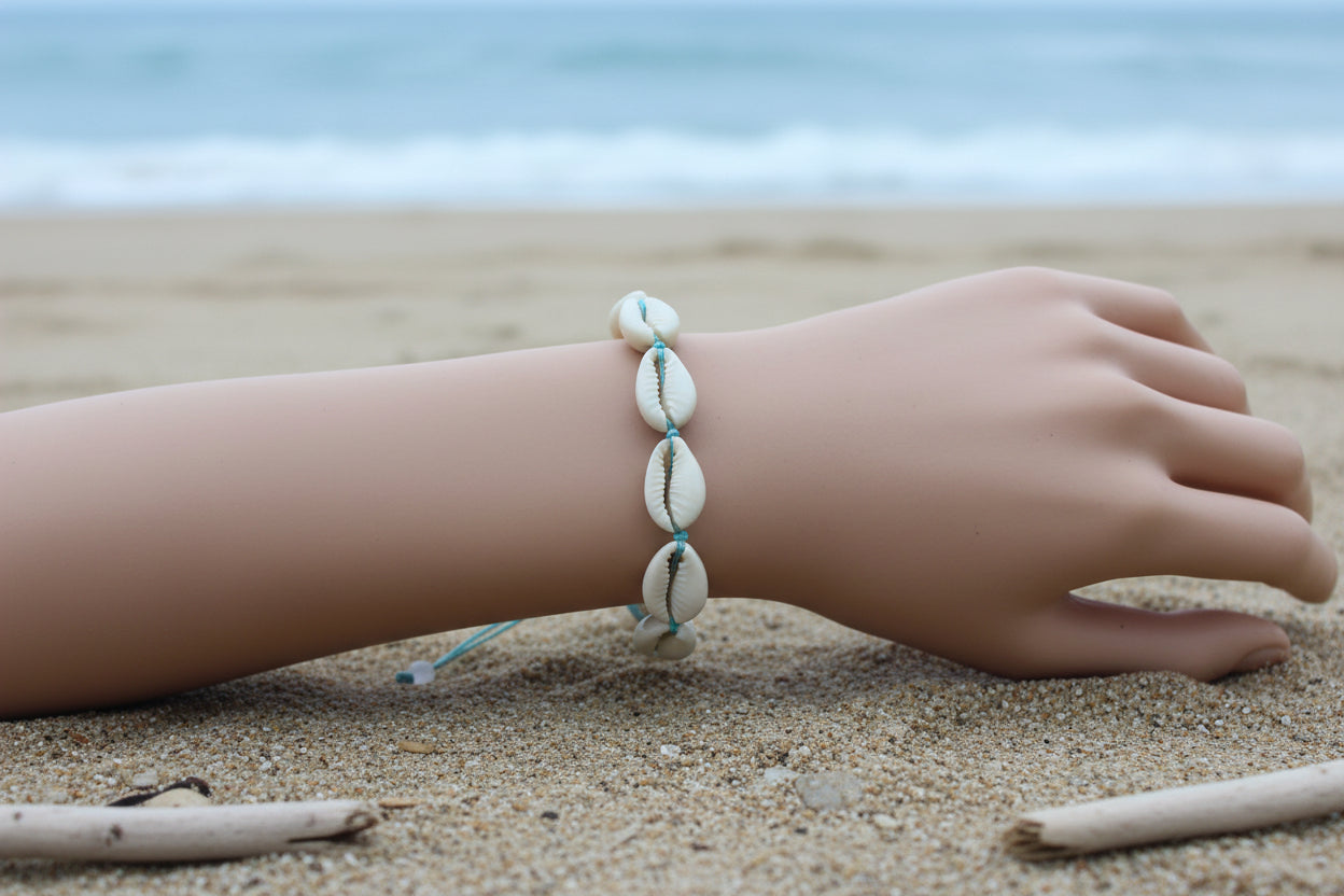 Bracelet - Adjustable Cowrie Shell