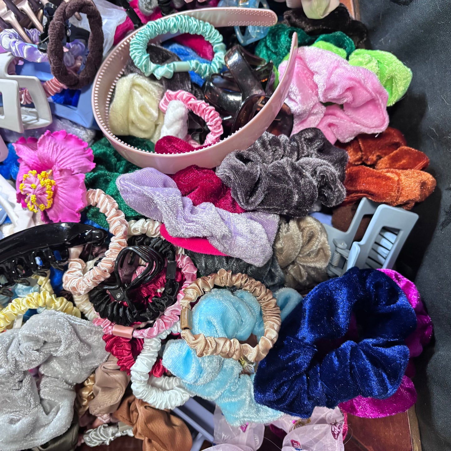 MYSTERY HAIR ACCESSORY GRAB BAG