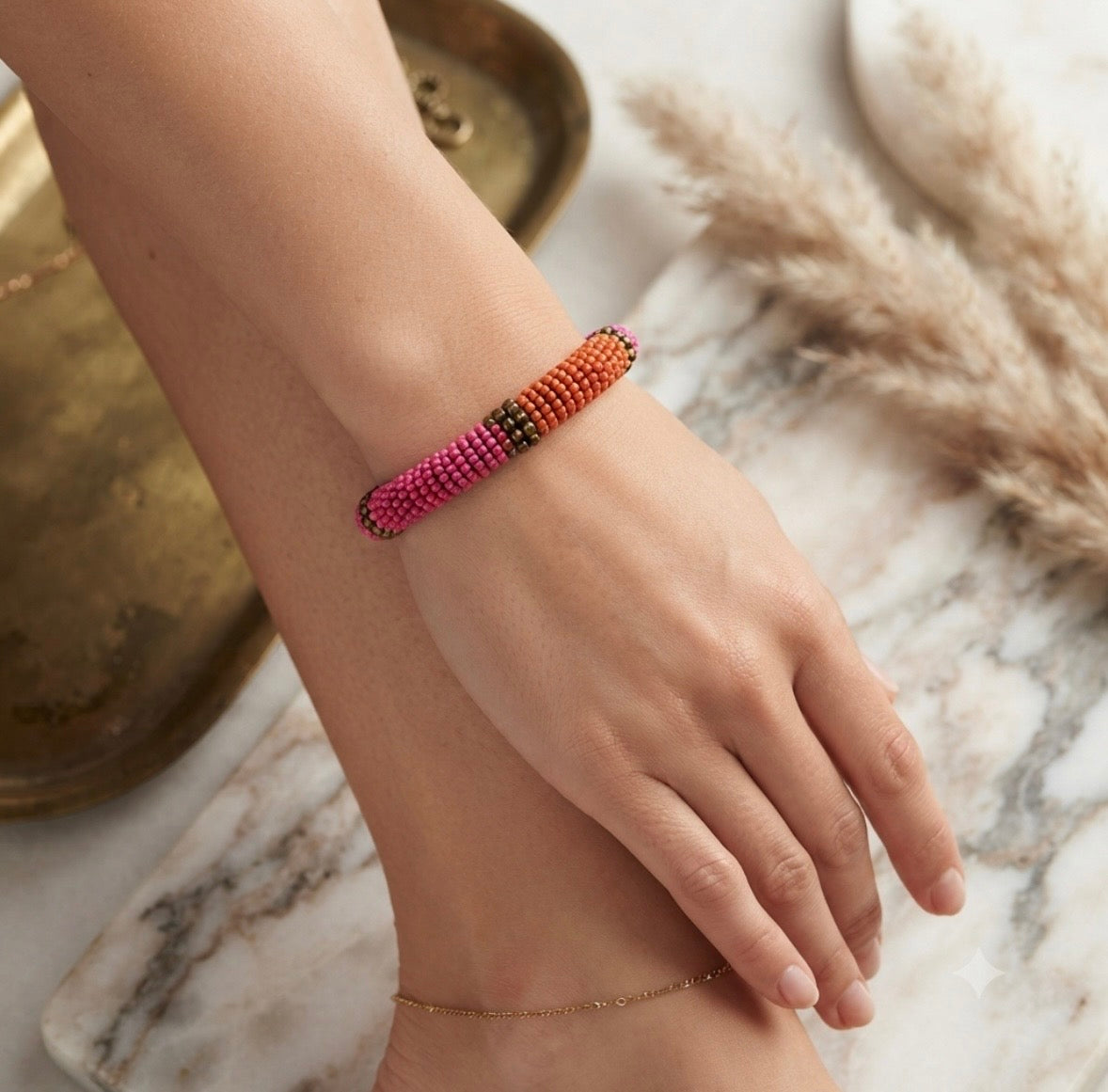 Bracelet - Vintage - Seed Beaded - Stretch - Orange & Pinks with Copper