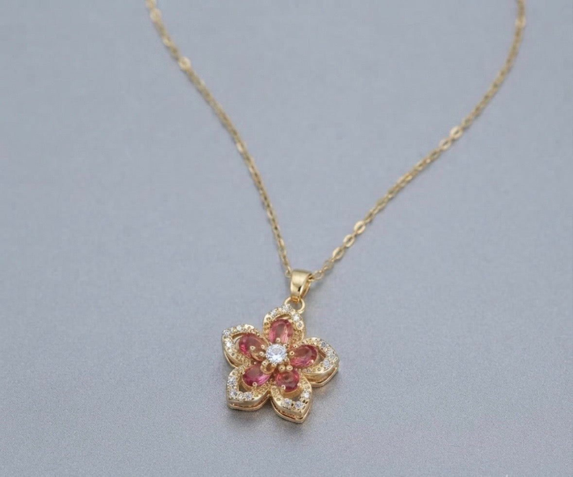 Necklace - Spinning Floral Pendant - Gold Tone