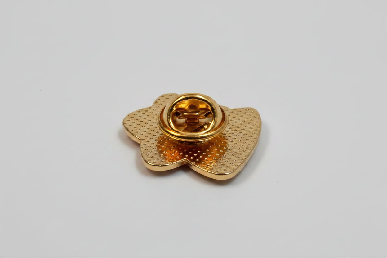 Lapel Pin - White Star with Rainbow - Chinese writing meaning "exceptional performance"