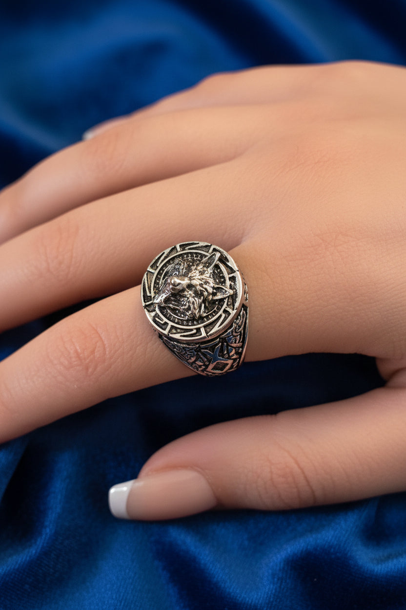 Ring - Nordic and Celtic Tribal Mythology - Wolf Head - Size 9.5 - #1059