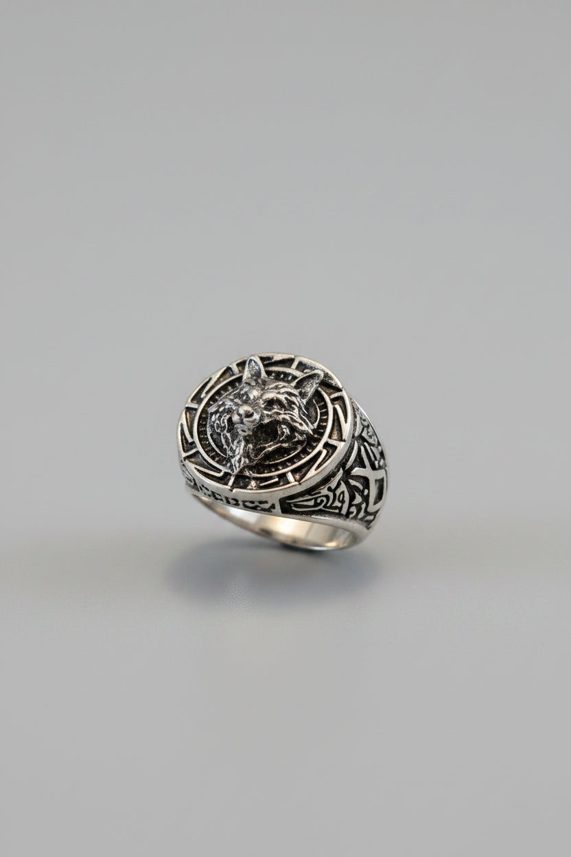 Ring - Nordic and Celtic Tribal Mythology - Wolf Head - Size 9.5 - #1059