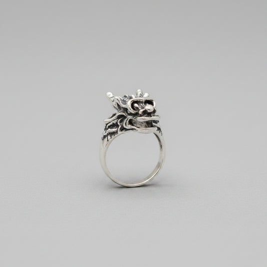 Ring - Silver Tone - Vintage Inspired - Linsion Dragon Head - Size 6