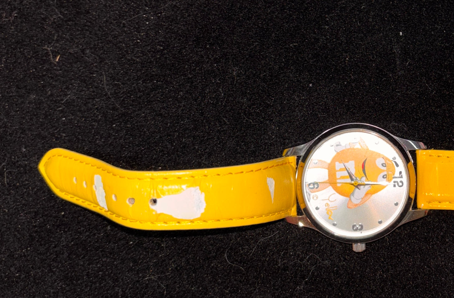 Watch - Collector's Piece - 2008 - M&M Fun Watch - Analog - Yellow