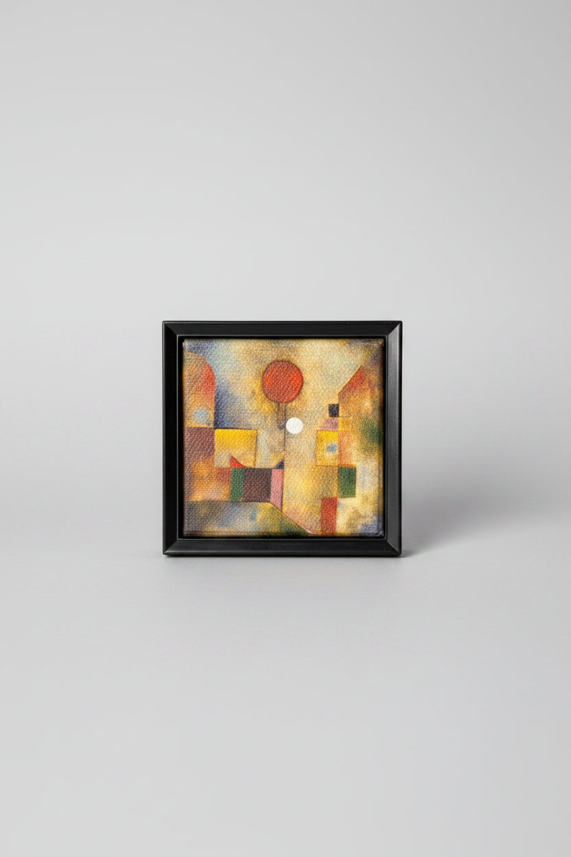 Miniature Painting - Zuru - Mini Brands - Create Masterpieces Red Balloon - White Dot Misprint