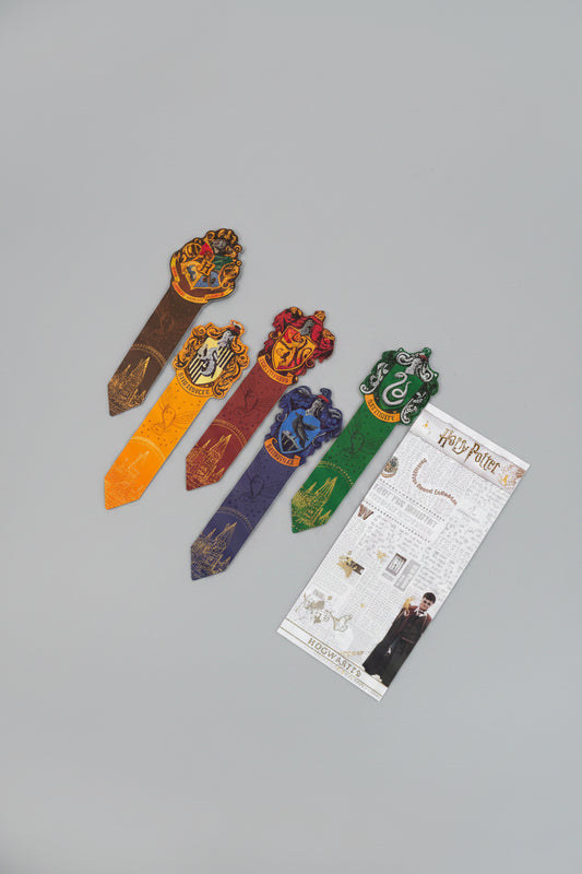 Bookmark - Hogwarts - with Harry Potter - House Crest Collection - Set of 5