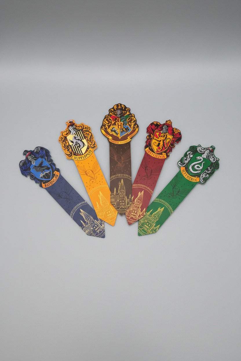 Bookmark - Hogwarts - with Harry Potter - House Crest Collection - Set of 5