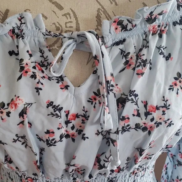 Blouse - Off Shoulder Peasant Style - Gently Used