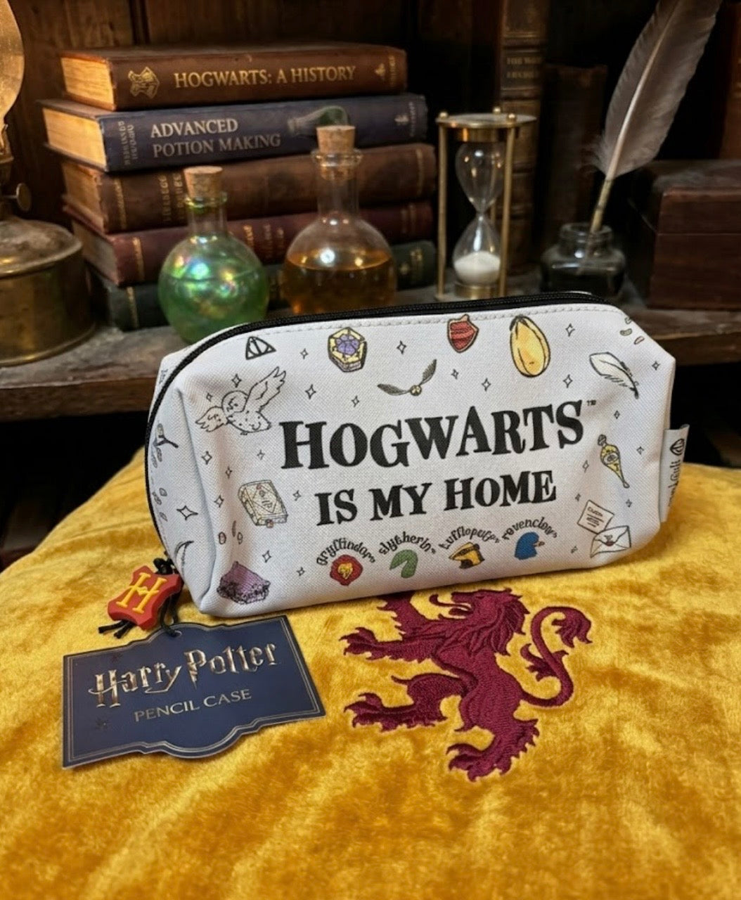 Pencil Case - Harry Potter- "Hogwarts Is My Home"