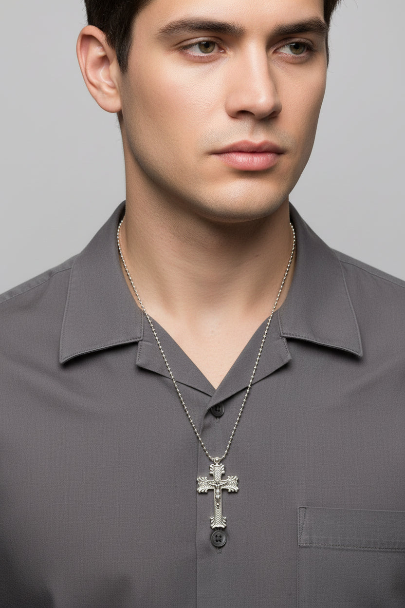 Necklace - Ornate - Silver Toned - Crucifix - Pendant - Intricately detailed Corpus of Christ
