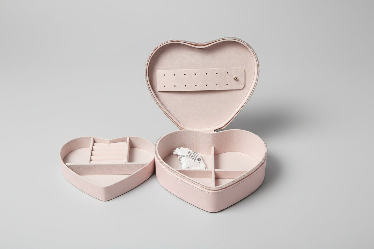 Travel Jewelry Box - Zippered -  Pale Pink - Heart Shaped