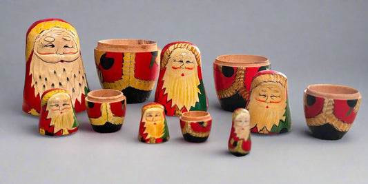 Vintage - 6 Piece - Wooden Matryoshka Dolls Set