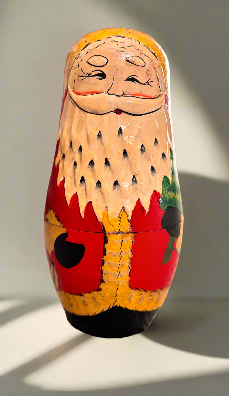 Vintage - 6 Piece - Wooden Matryoshka Dolls Set