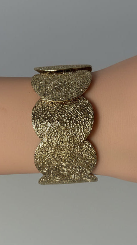 Bracelet - Gold Tone - Stretch - Textured Disc - Circular Medallions