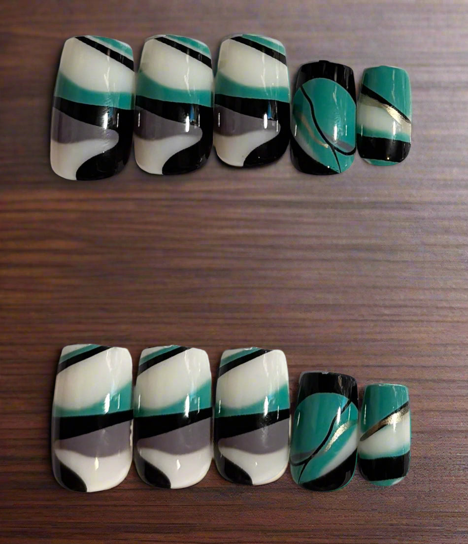 Press on Nails - Tease Me Teal