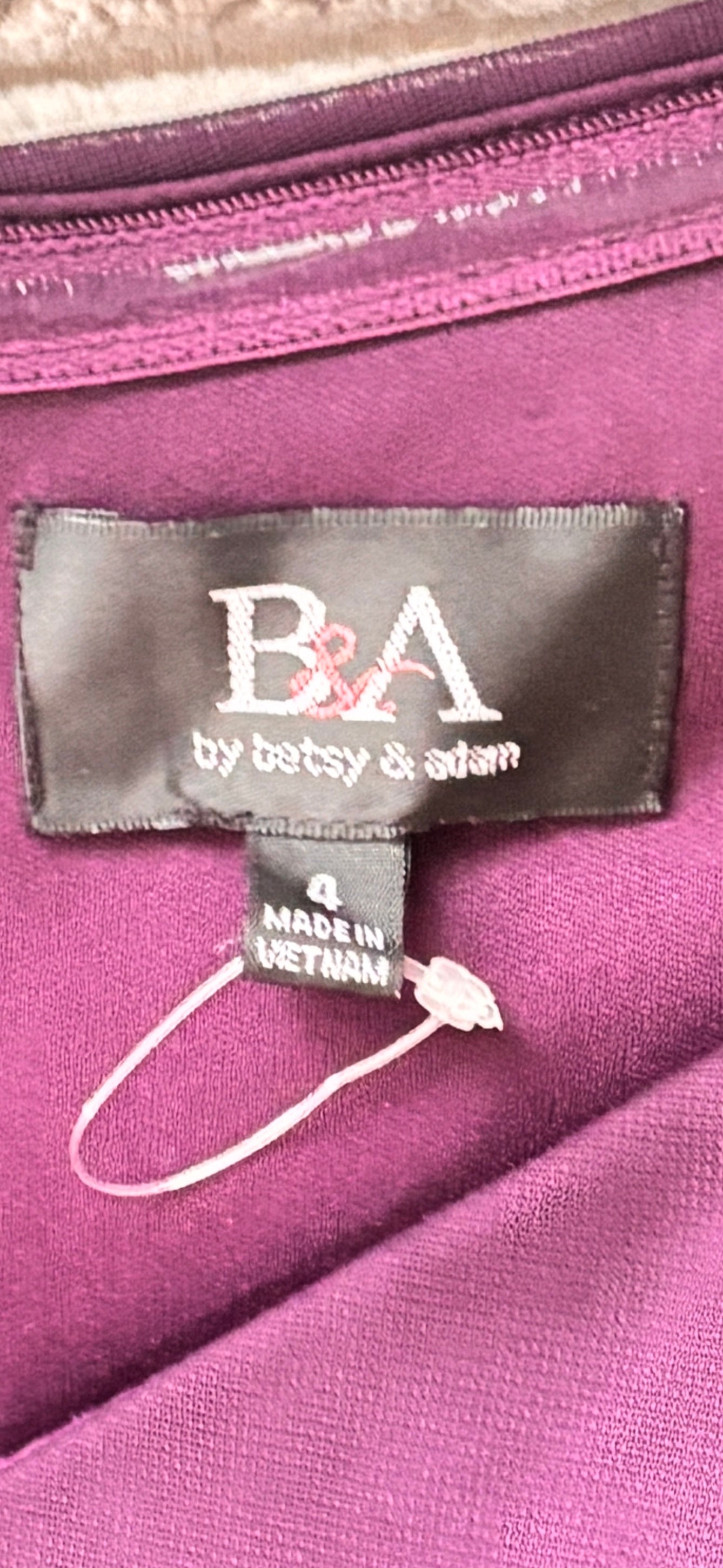 Gown - Betsy and Adam - Off Shoulder - Deep Purple - Size 4