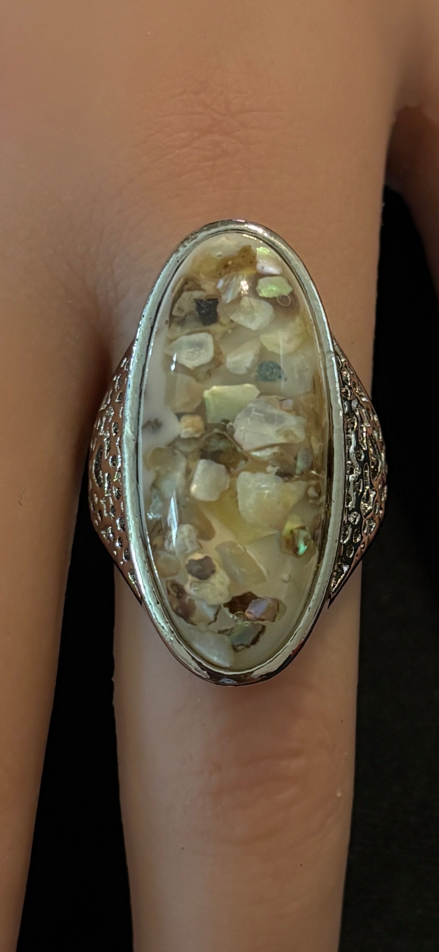 Ring - Mid-Century Style Confetti Lucite - Size 10