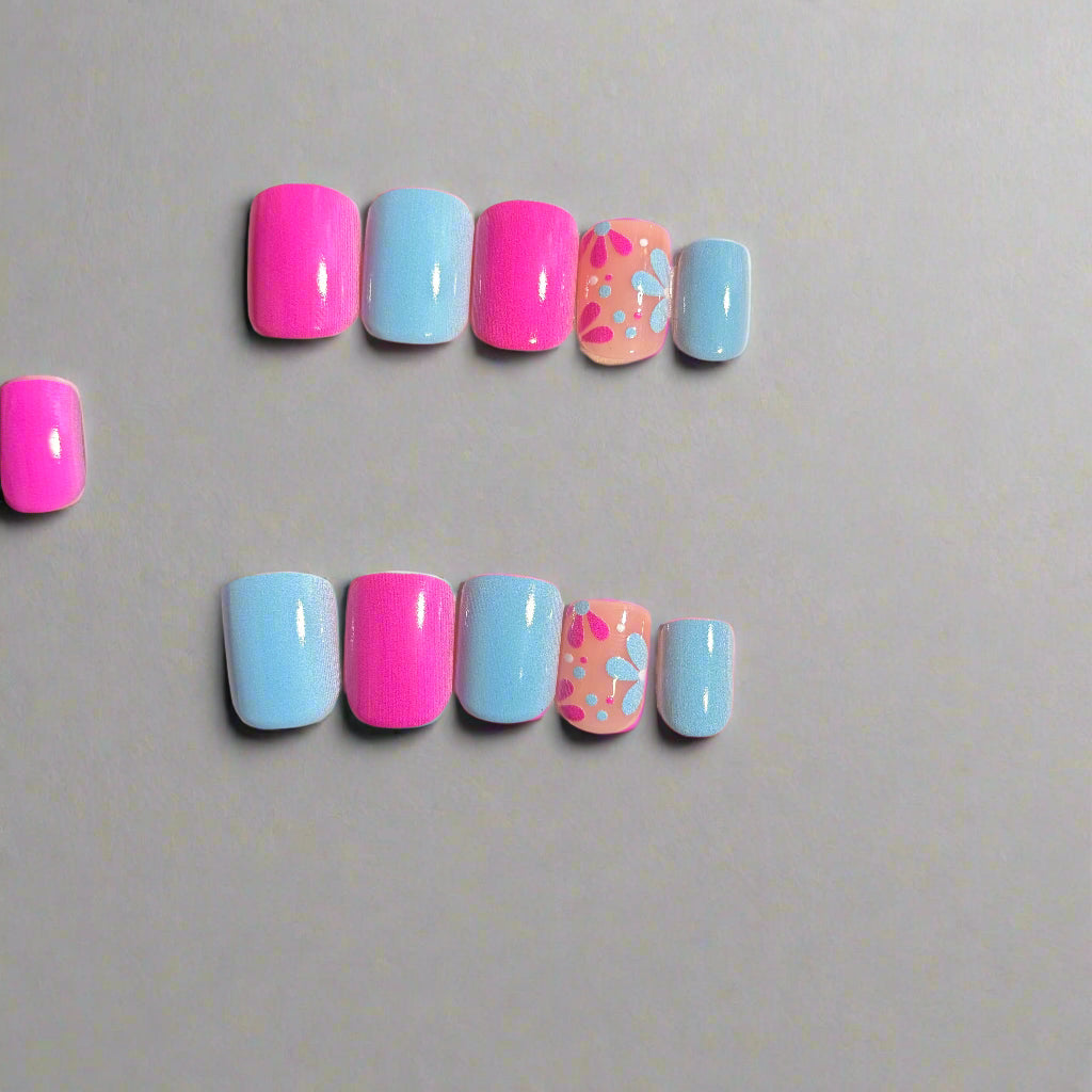 Press on Nails - Bubble Gum Pink and Pastel Blue with Flowers