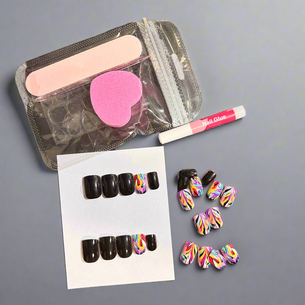 Press on Nails - Black Abstract