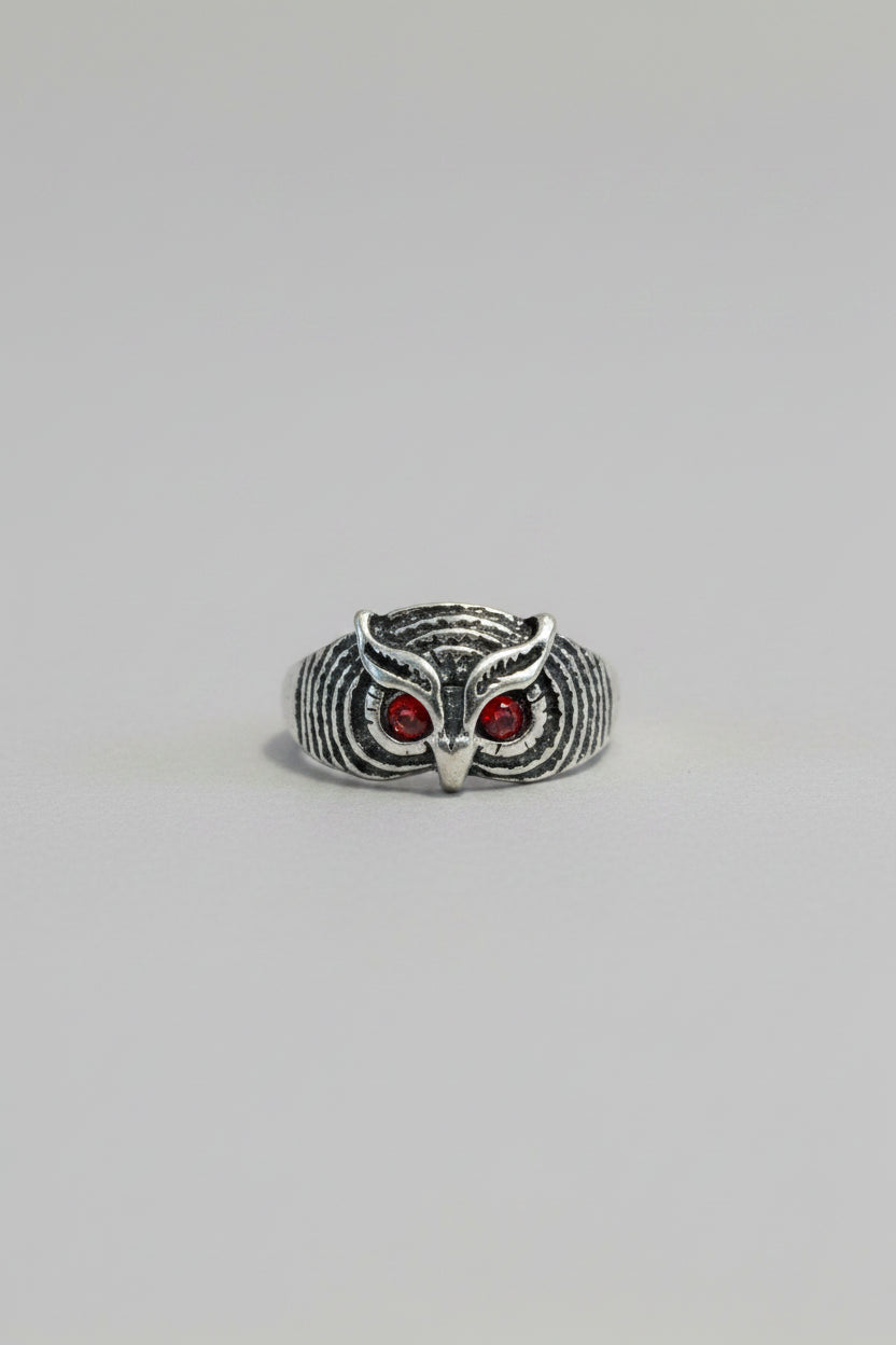 Ring - Silver Tone - Open Ended - Owl with red Gem Eyes - Size 7