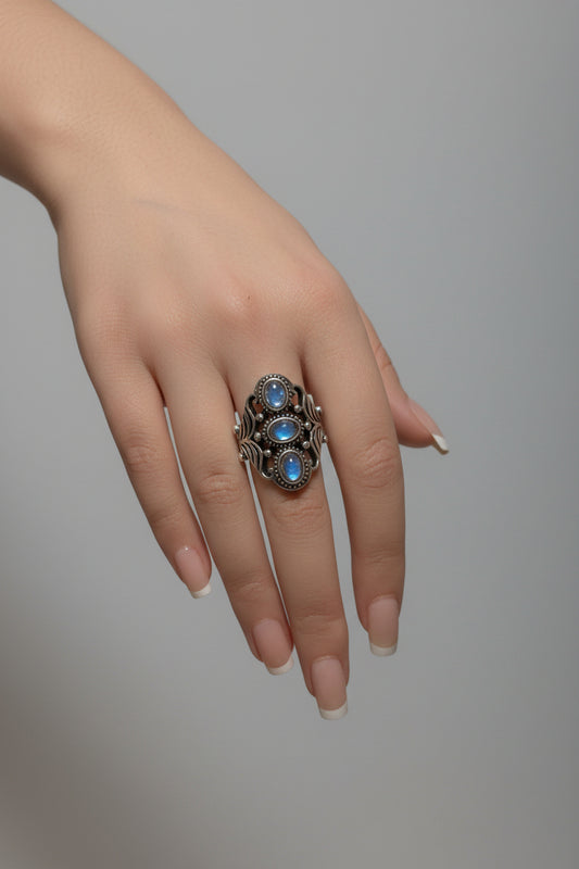 Ring - Silver Tone - Statement Three Luminous Labradorite Cabochons - Size 9