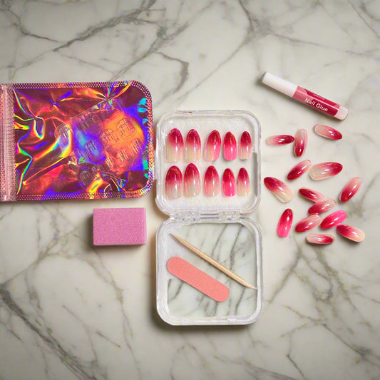 Press on Nails - Instant Glam Scarlet Ombre - Short Oval