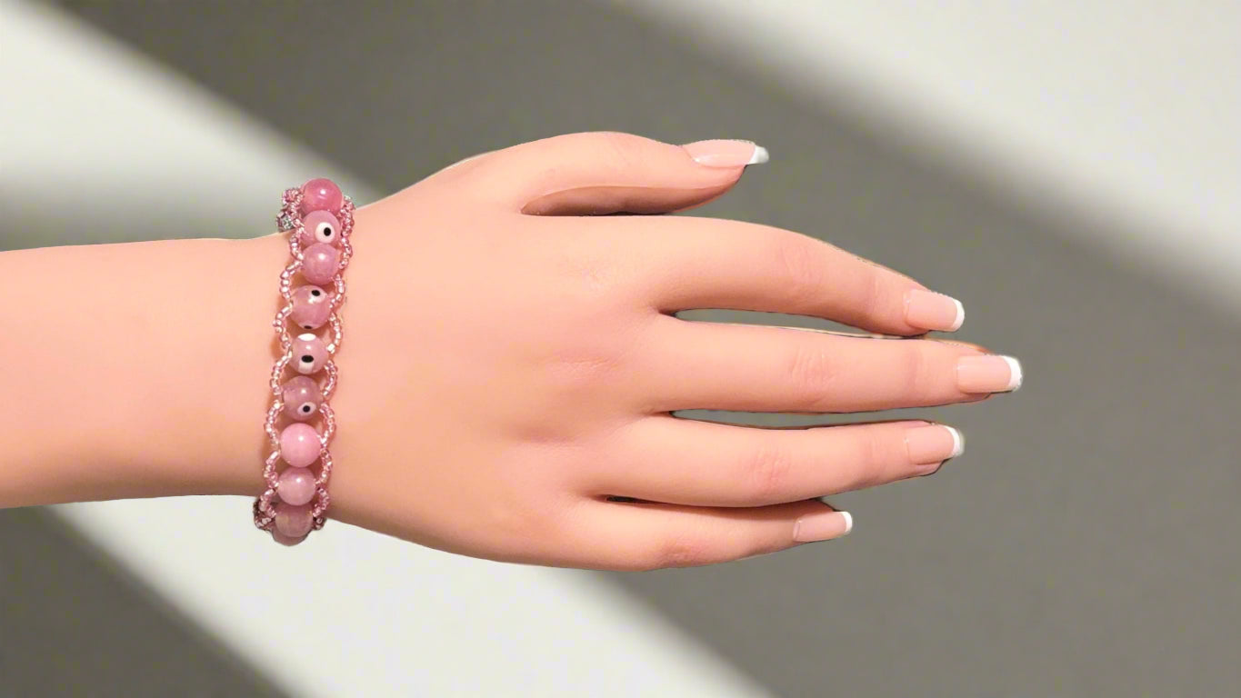 Pink Gaze - Handmade 8" Bead Bracelet