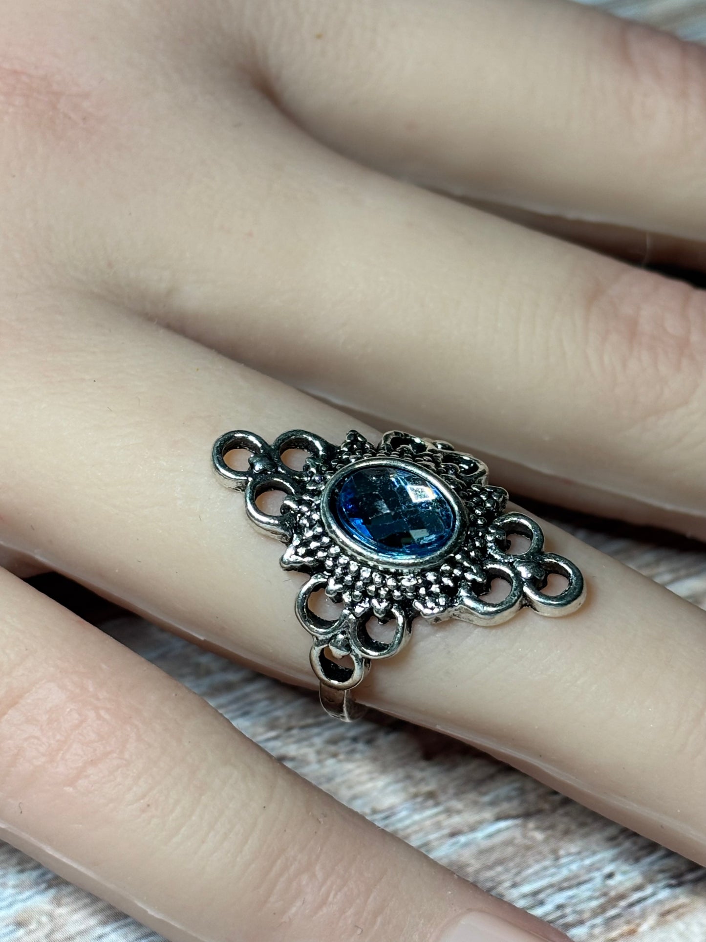Ring Size 5 - Blue Topaz With Decorative Metal Band