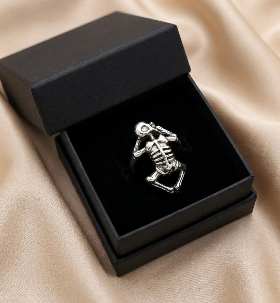 Ring - Gothic - Sterling Silver - Skeleton - Open Ended - Size 8.5