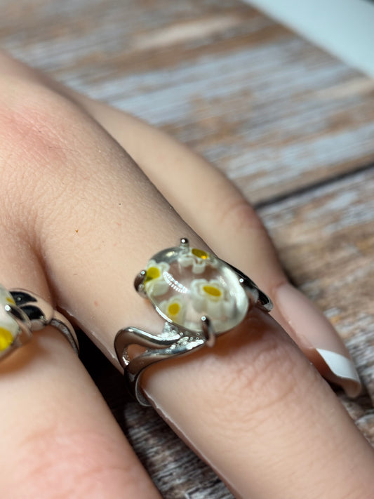 Ring - Size 8.5 Clear White and Yellow Floral Murano