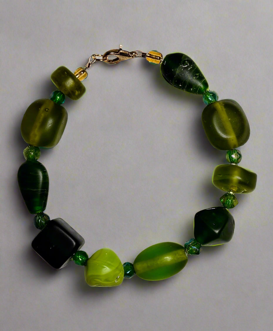 Handmade - Green Goddess Glow - Bracelet - 8"
