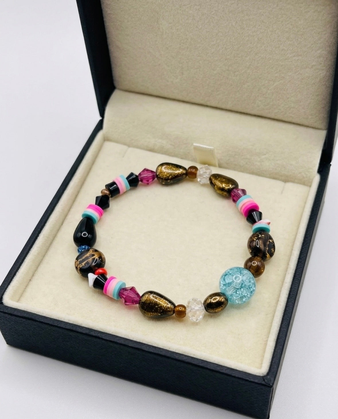 Handmade Stretch Beaded Bracelet - 7"