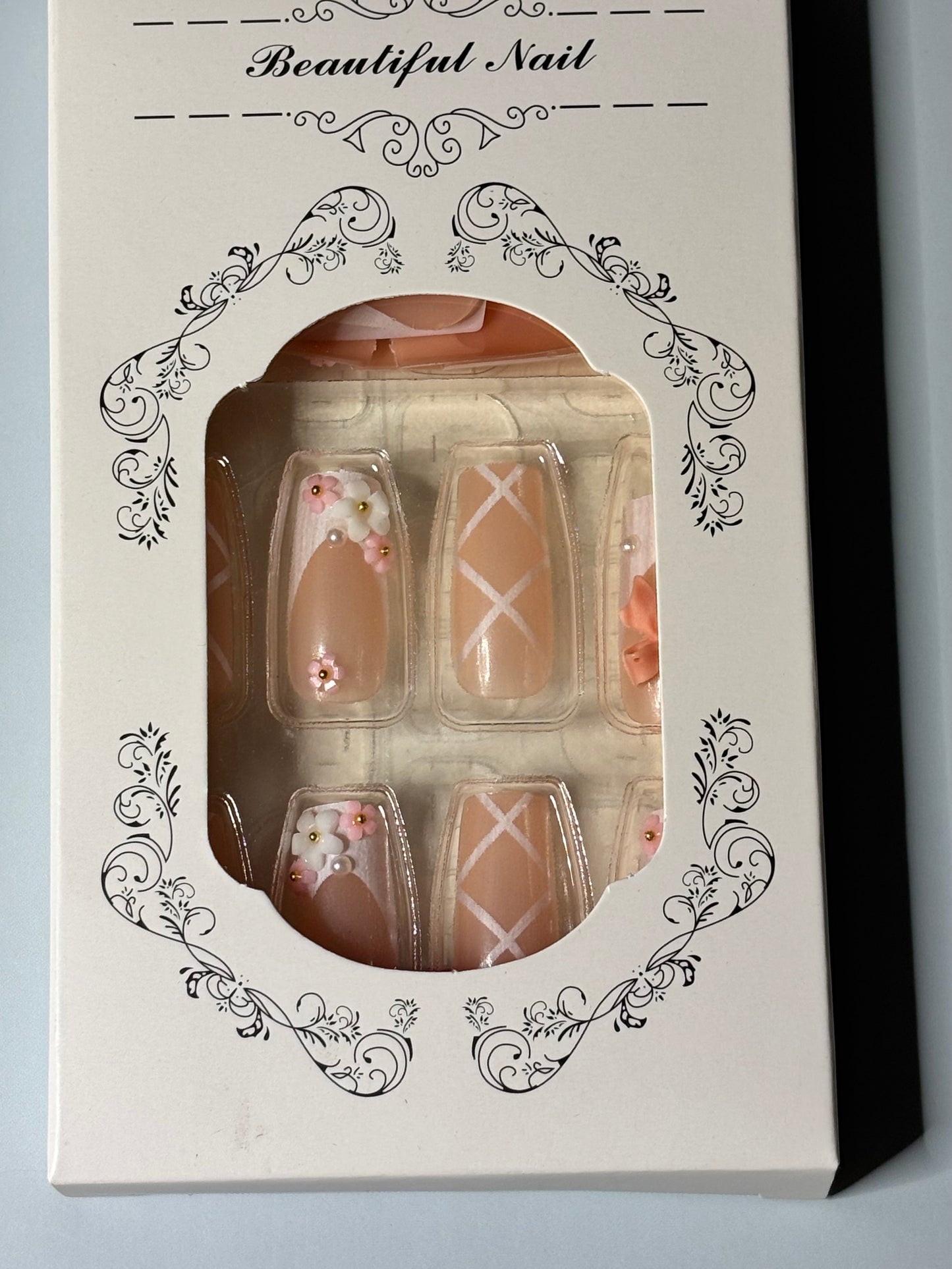 Press on Nails - French Manicure